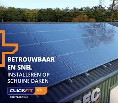 Zonnepanelen op een schuin dak